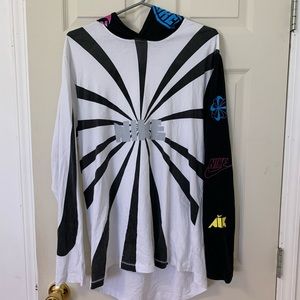 Nike hooded long sleeve